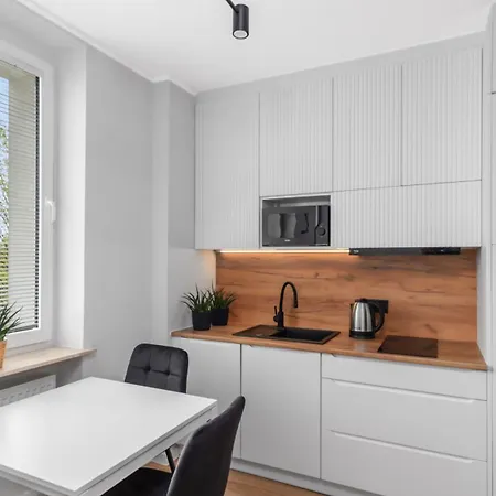 Unique - W Centrum - Slaska 55 *