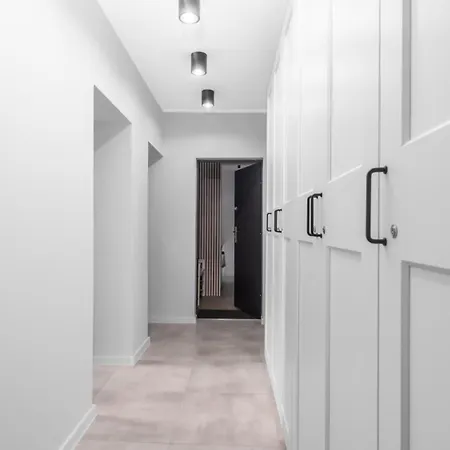 Unique - W Centrum - Slaska 55 *