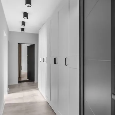 Unique - W Centrum - Slaska 55 *