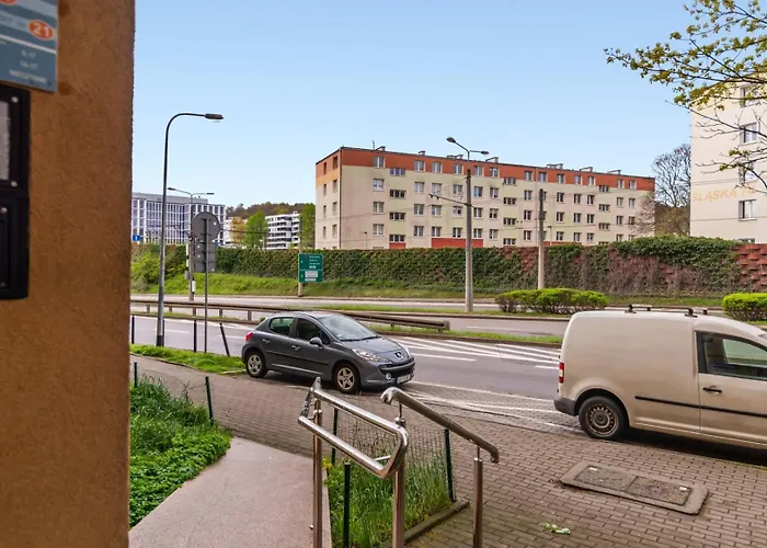 Unique - W Centrum - Slaska 55 *