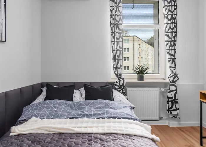 Apartment Unique - W Centrum - Slaska 55 *